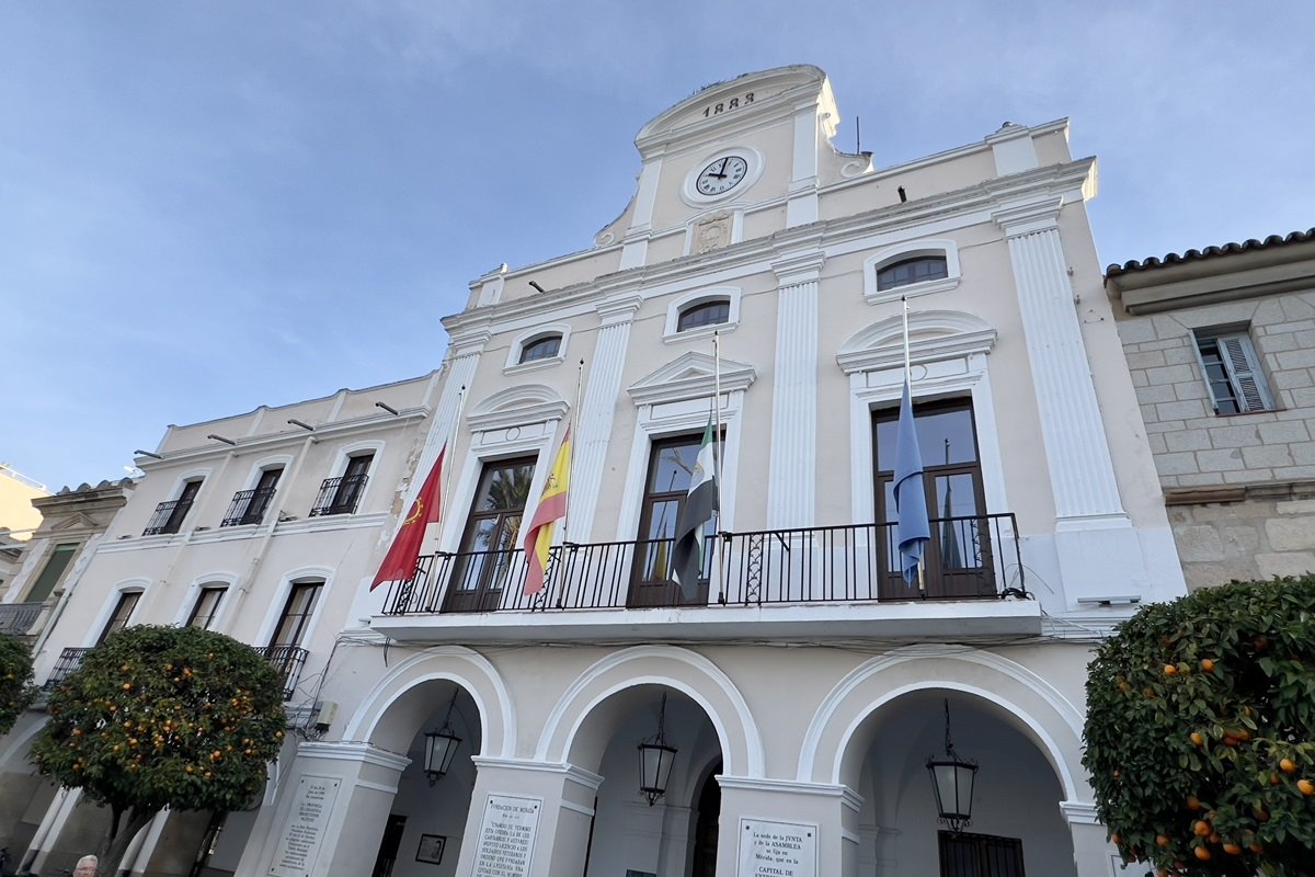 El Ayuntamiento se suma a la Declaración de París y Sevilla, un ...